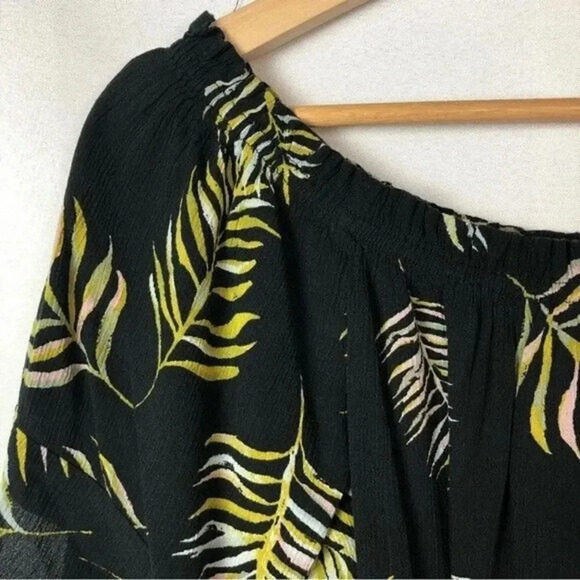 Maurices Black Off the Shoulder Tropical Palm Top 0X - Picture 4 of 4